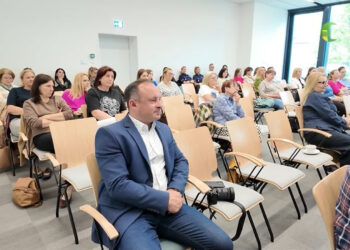 „Jak nie przescrollować życia?” – o cyfrowej higienie w puławskiej Mediatece