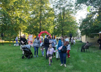 Bawili się i pomagali. Piknik w Parku Czartoryskich [WIDEO]