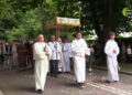 Ulice Puław wypełnią się wiernymi. Przed nami procesje Bożego Ciała.