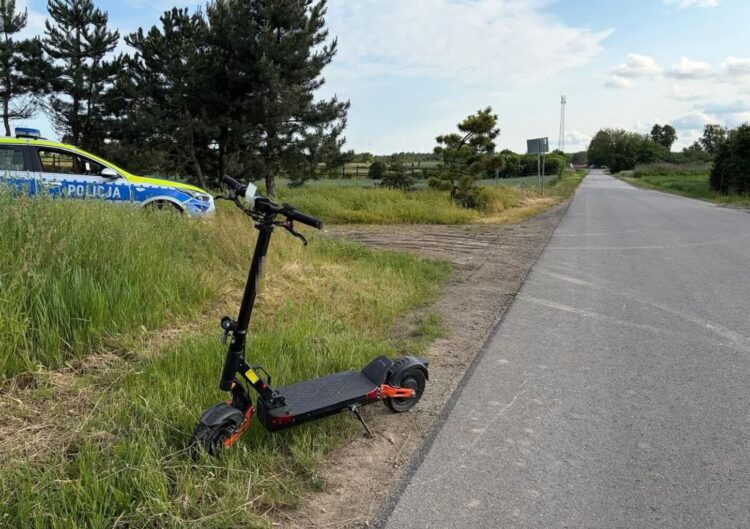Wypadek na hulajnodze. Nastolatkowie trafili do szpitala