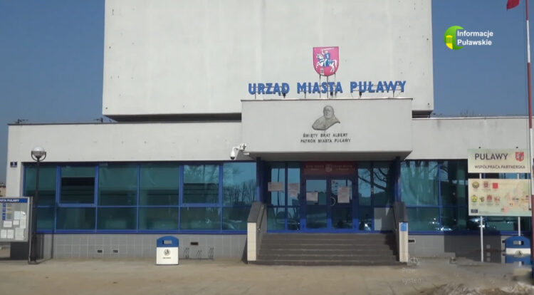 Podpisano umowę na budowę węzła przesiadkowego przy PKS w Puławach. Koszt – 8,5 mln zł