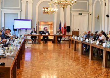 Zarząd Powiatu Puławskiego z absolutorium za wykonanie budżetu za 2025 rok