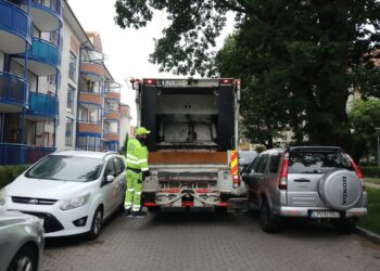 Puławski ZUK apeluje do mieszkańców: nie zastawiajcie altan śmietnikowych