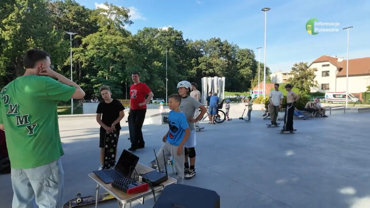 Deski poszły w ruch. Skate Jam na skateparku [WIDEO]