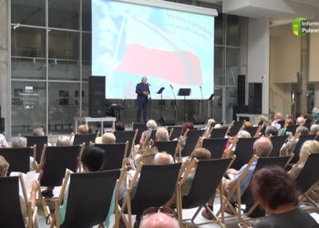 Zwiedzanie biblioteki, potyczki z piosenką i potańcówka retro. 15 sierpnia pełen atrakcji w Puławach