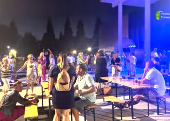 Tradycyjna letnia potańcówka wraca na plac Chopina. W sobotę zagra DJ Kowal