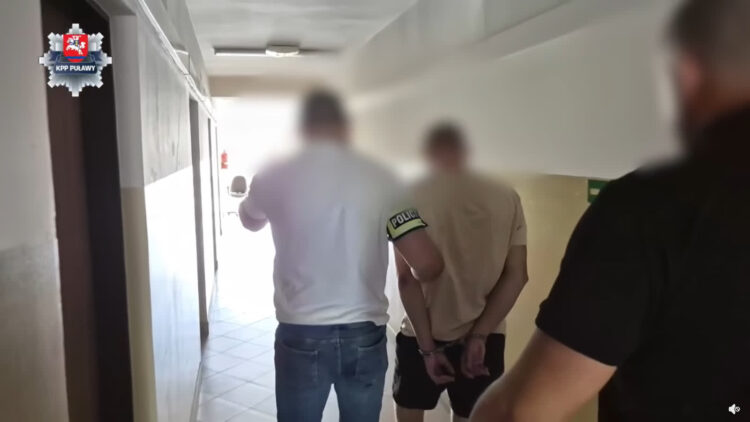 18-latek podejrzany o uszkodzenie 11 samochodów i sygnalizatora. Trafił do aresztu