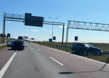 Droga Lublin-Warszawa zablokowana. Wypadek w Woli Osińskiej