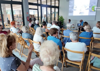 Było o kolejkach, kartkach i całej epoce PRL-u. Spotkanie z Wojciechem Przylipiakiem w Mediatece