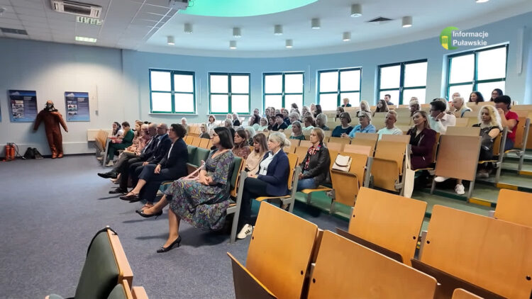 O przemocy wobec dzieci. Konferencja MOPS w Muzeum Badań Polarnych.[WIDEO]