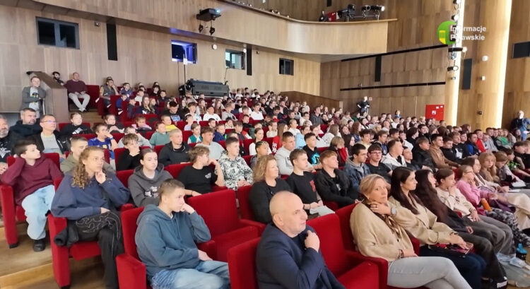 Szymon Marciniak gościem X Puławskiego Forum Profilaktycznego. Rozmowy o odporności i hejcie [WIDEO]