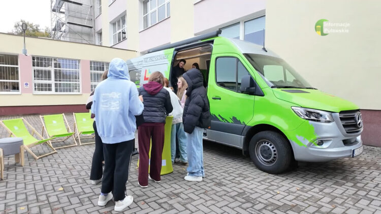 SKILL-BUS odwiedził Zespół Szkół Ogólnokształcących nr 2 w Puławach [WIDEO]