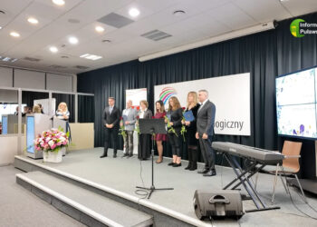 Uroczysta gala w Puławach. Wyróżniono nauczycieli i nagrodzono uczniów [WIDEO]